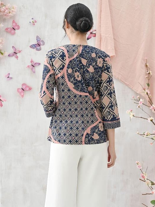 Women's Batik Blouse - Artistic Heritage 3