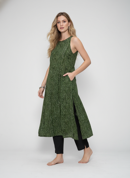 Women’s Batik Kurti – Forest Rhythm Sleeveless 1